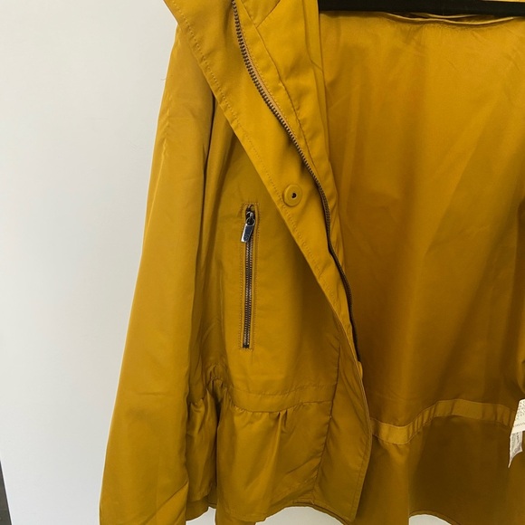 Zara Mustard Yellow Jacket with Ruffle Hem - Picture 10 of 14